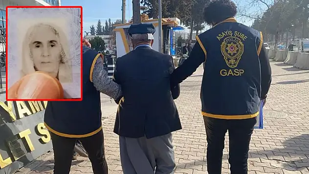 Eşini öldürdükten sonra pencereden etrafı izlemiş
