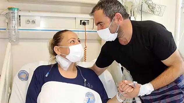 Eşinin böbreğiyle can bulan hemşire: Doğru adamla evlenmişim
