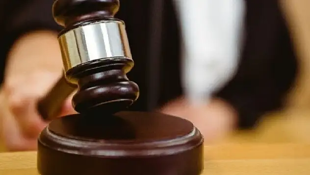 Eşinin kredini kartını iptal ettiren kocaya Yargıtay'dan kötü haber: Tazminat sebebi
