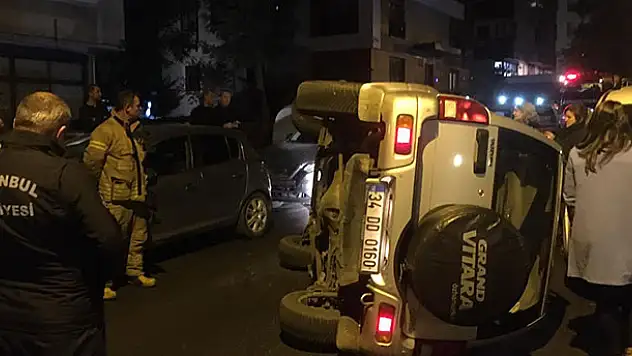 Eşinin park etmesini beğenmedi lüks cipi devirdi
