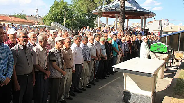 Eski Bakan Yardımcısı Harun Tüfekci'nin acı günü