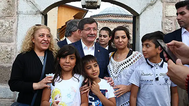 Eski Başbakan Davutoğlu Konya'da
