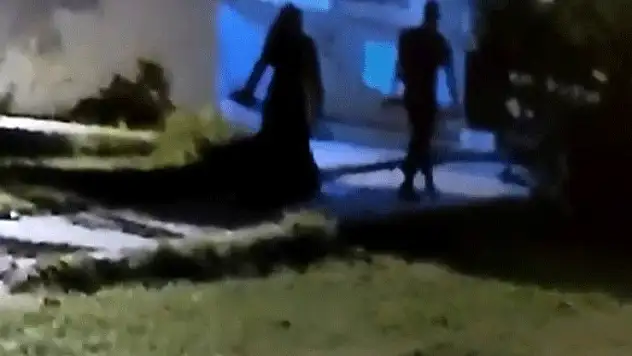 Eski eşi tarafından eşarbıyla boğularak öldürülen kadının son anları güvenlik kamerasına yansıdı