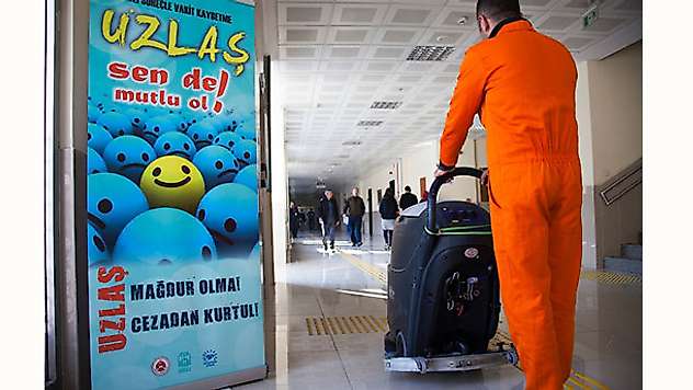Eski eşinden özür dileyerek yargılanmaktan kurtuldu