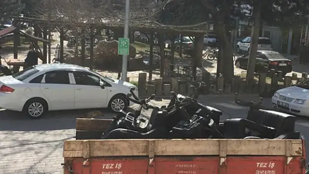 Eski işçi davayı kazandı, başkanın koltuğu ve aracı haczedildi