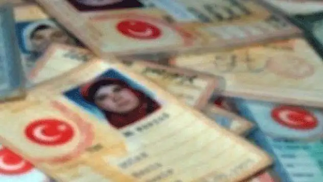 Eski kimlik kartı ve ehliyet ne zaman bitiyor? İşte son değişim tarihi
