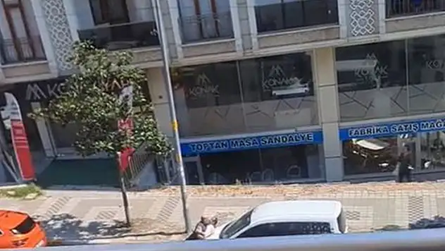 Eski koca eşine çocukları göstermedi, yeni koca bacağından vurdu