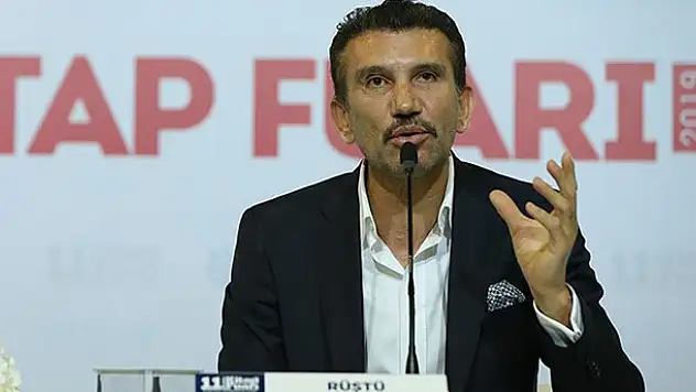 Eski milli kalecilerden Rüştü Reçber koronavirüs teşhisiyle hastaneye kaldırıldı