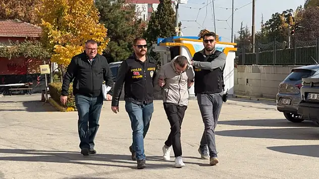 Eskişehir'de 2 kişiyi silahla yaralayan kar maskeli şüpheli tutuklandı