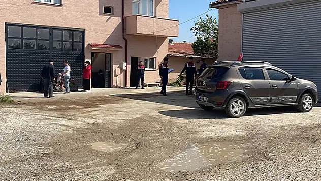 Eskişehir'de babası tarafından bıçaklanan kişi öldü
