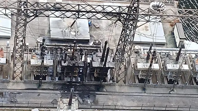 Eskişehir'de HES trafosu patladı yangını söndüren 14 işçi dumandan etkilendi
