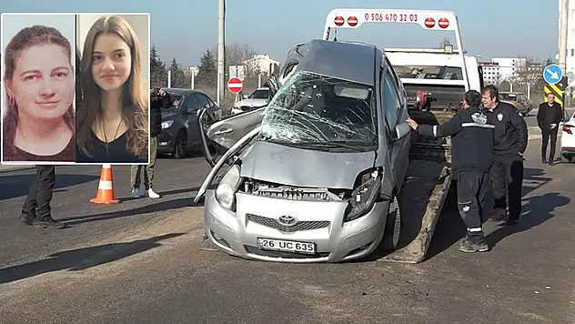 Eskişehir'de öğretim üyesi ve kızı, trafik kazasında hayatını kaybetti

