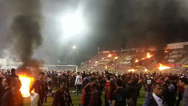 Eskişehir'de stadı ateşe verdiler