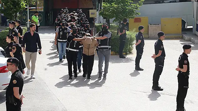 Eskişehir'de suç örgütüne operasyon: 12 gözaltı
