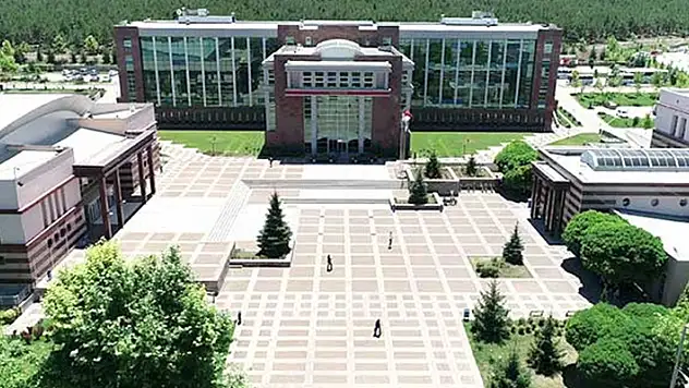 Eskişehir Osmangazi Üniversitesi 64 öğretim üyesi alacak
