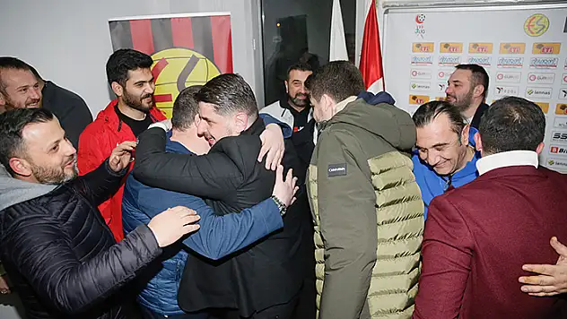 Eskişehir transfer tahtasını açtı
