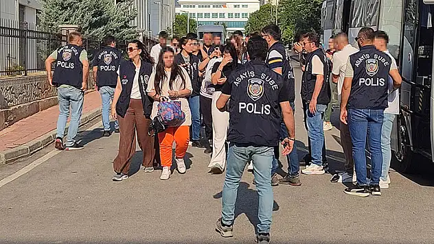 Eskort dolandırıcılığına ikinci dalga operasyonu 9 tutuklama