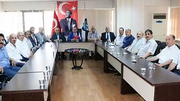Esnaflar KONESOB'ta Bayramlaştı