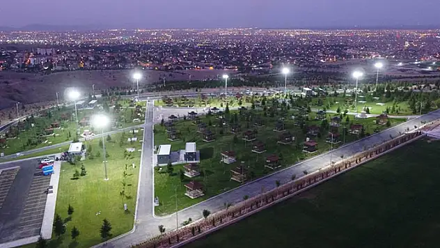 Eşsiz Konya manzaralı Selçuklu Seyir Tepesi hizmete sunuldu