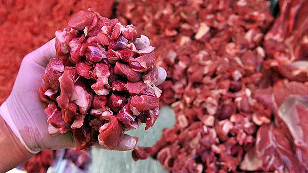 Et ve Süt Kurumu, Ankara'da marketlere indirimli karkas et temin edecek
