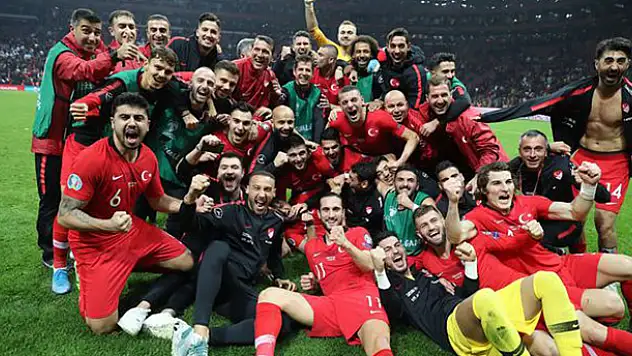 EURO 2020 kura çekimi! Türkiye'nin rakipleri belli oldu