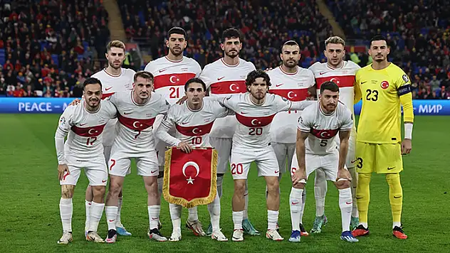EURO 2024 vizesi alan takımların en genci Türkiye
