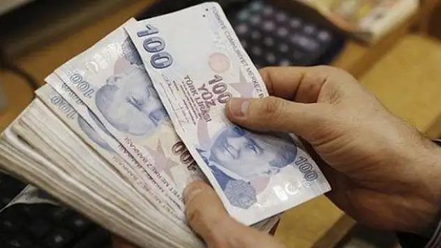 Ev kadınına 15 bin lira Girişimciye 50 bin lira