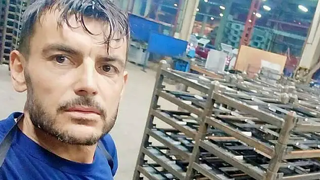 Evde çıkan yangında 3 çocuk babası öldü
