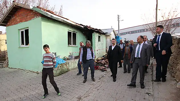 Evi yanan aileye Başkan Özaltun'dan destek