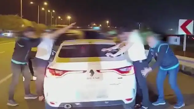 Evlenme vaadiyle dolandırıcılık yapan kadın yakalandı
