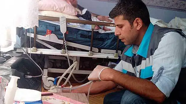 Evlerde Kullanılan Tıbbi Cihazların Kontrolü de Genel Sekreterlikten