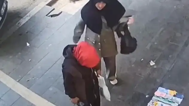 Evleri soyan 2 kadın yakalandı: 700 bin TL'lik vurgun yapmışlar