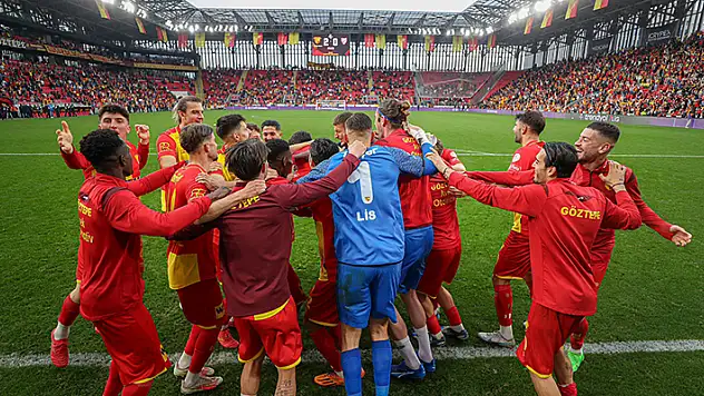 Eyüp ve Göztepe, Süper Lig'e yakın
