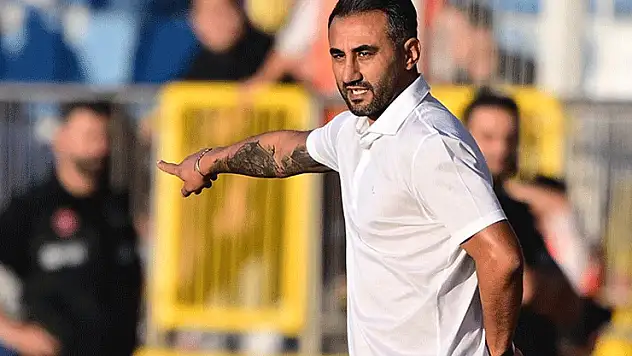 Eyüpspor'da Selçuk Şahin istifa etti