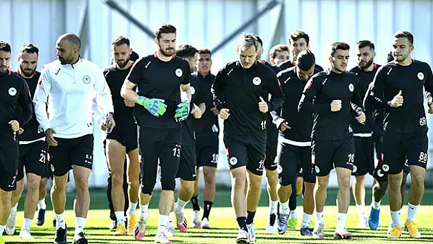 F.Bahçe mesaisi başladı