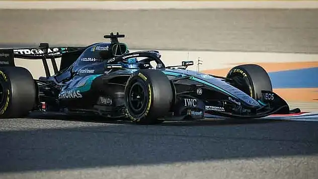 F1'de Avustralya Grand Prix'ini George Russell kazandı