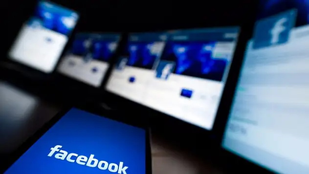Facebook BlackBerry'lerde çalışmayacak