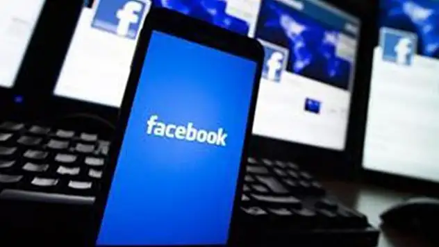 Facebook'tan Snapchat tarzı bir fotoğraf uygulaması