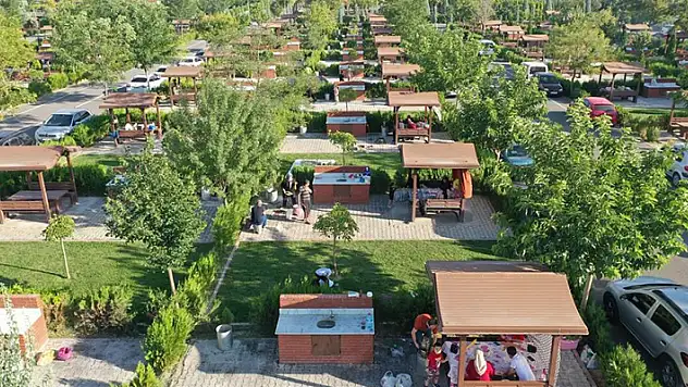 Farklı konseptiyle Karaaslan Piknik Bahçesi misafirlerini ağırlıyor
