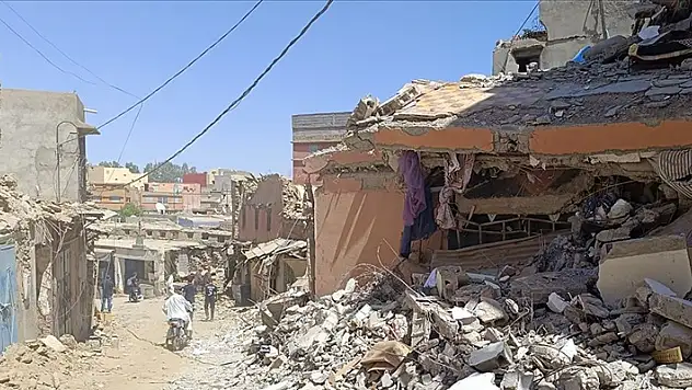 Fas'taki depremde arama kurtarma ve enkaz kaldırma çalışmaları sürüyor
