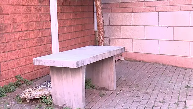 Fatih'te cenaze namazında tabuttan ses geldi, öldü sanılan kişi ambulansla hastaneye götürüldü