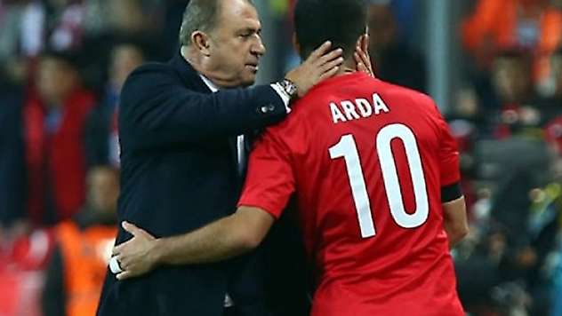 Fatih Terim Arda'nın formasını ona verdi