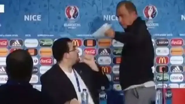 Fatih Terim, tercümana sinirlendi