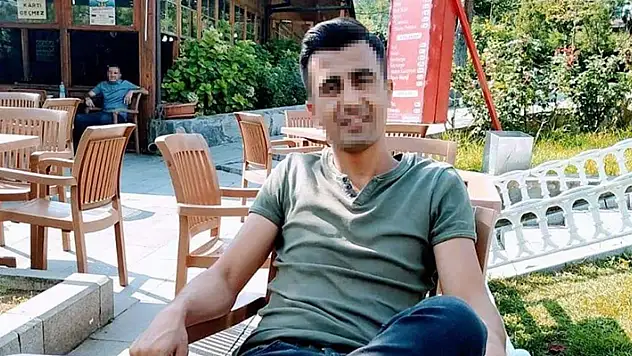 Fatih'te dehşet: Eşinin boğazını bıçakla kesen şahıs  kayıplara karıştı

