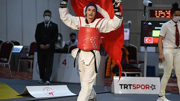 Fatma Keleş'ten altın madalya