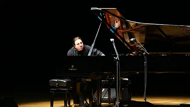 Fazıl Say Konya'da konser verdi