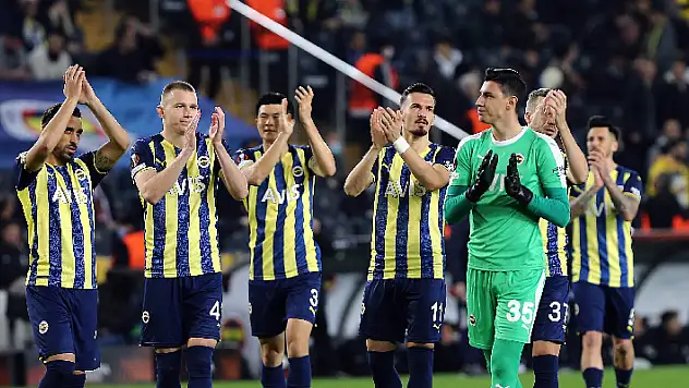 F.Bahçe'nin konuğu Slavia Prag