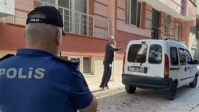 Feci son! Park halindeki otomobilin üzerine düşen kadın öldü
