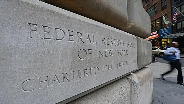 FED faiz oranlarını sabit tutma kararı aldı