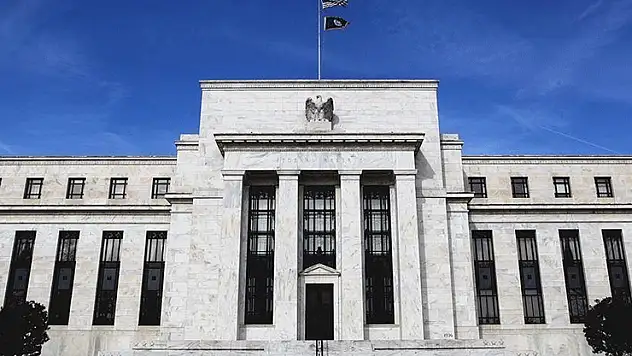 Fed gelecek haftaki politika toplantısı öncesi sınırlı veriyle yön arıyor